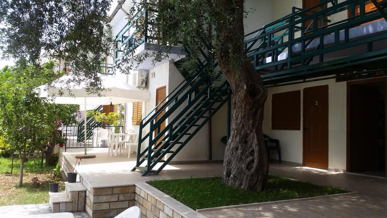 ديرمي Mehilli Hotel المظهر الخارجي الصورة